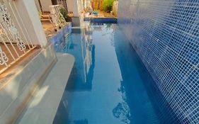 Marine Studios By Le Pension Stays Hotel Marmagao India